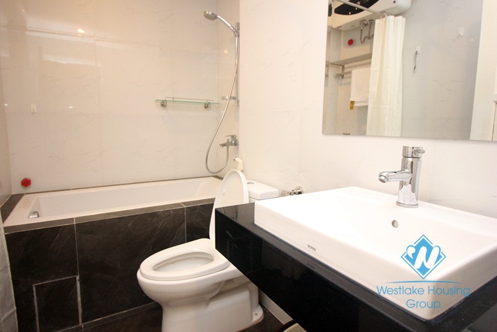 Modern 2 bedroom apartment for rent in Dong Da